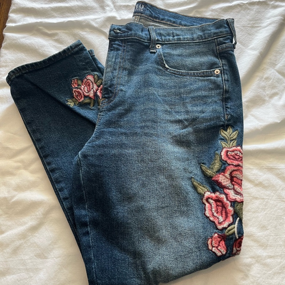Gap Floral Embroidered Skinny Jeans